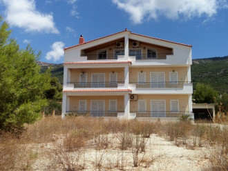 Κτίρια κατοικιών, Αργοστόλι, Κεφαλονιά