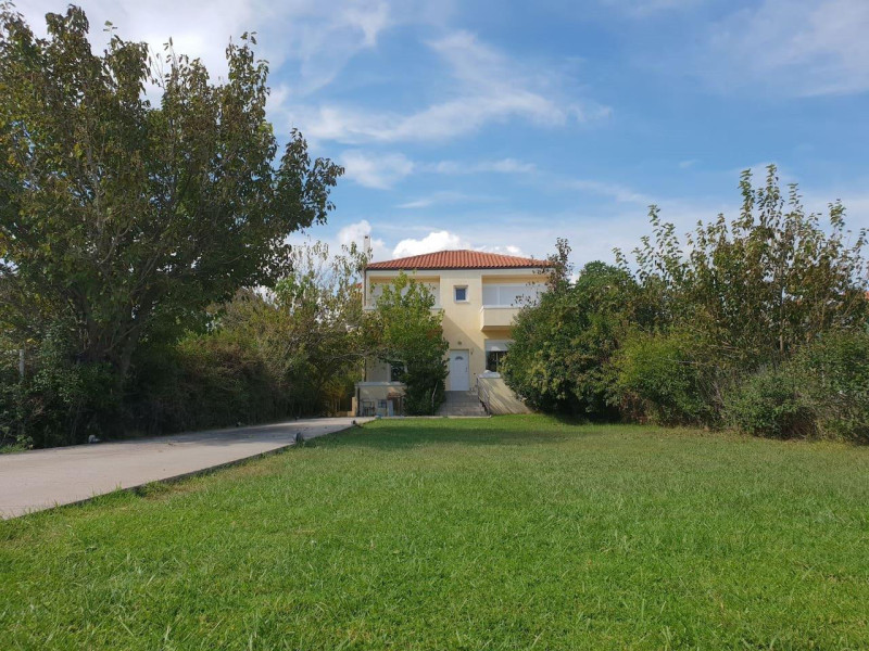 Seaside detached house, Agkali