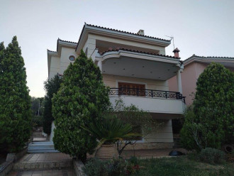 Μονοκατοικία, Άγιος Δημήτριος, Κρυονέρι