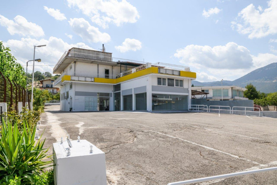 Commercial space, Karampatsaiika, Livadeia
