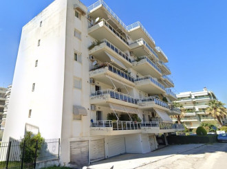 Μισθωμένο Διαμέρισμα, Πάτρα