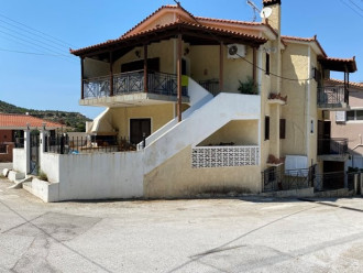 Μισθωμένη Μονοκατοικία, Δερβένι