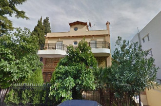 Κάθετα αυτόνομη κατοικία, Παλαιό Ψυχικό